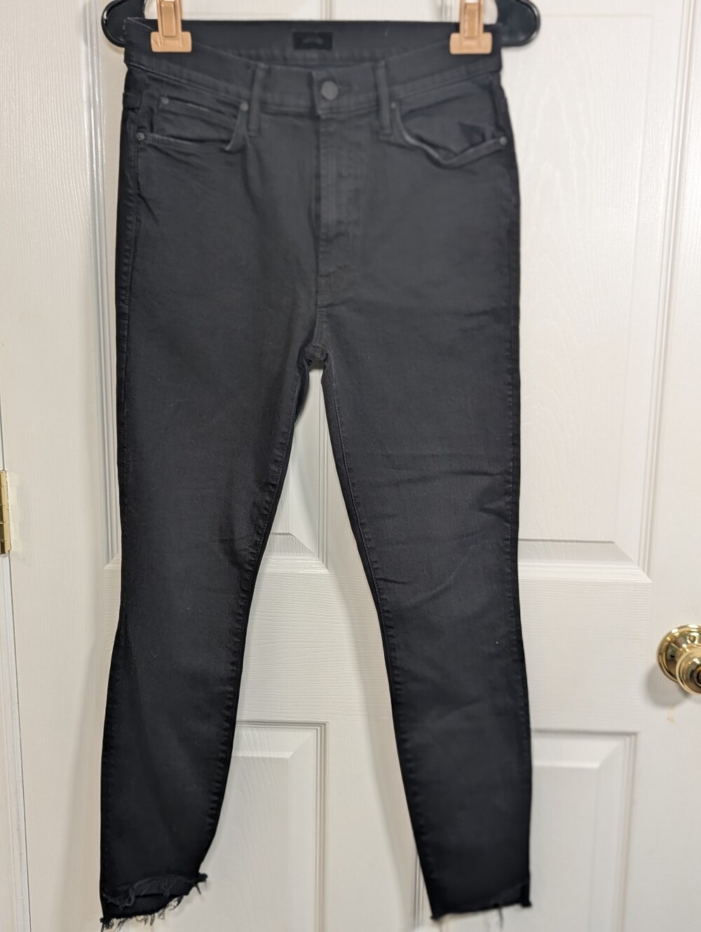 MOTHER The Stunner Zip Ankle Step Fray Jeans Size 28 Black Not Guilty Raw Hem